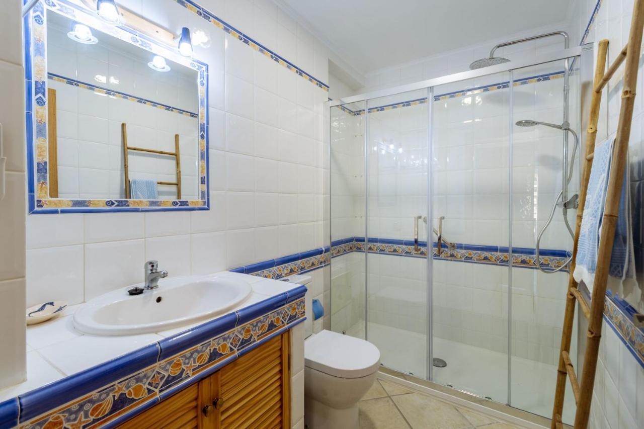Top Renoviertes Apartment Mit Grosser Terrasse Albufeira Esterno foto
