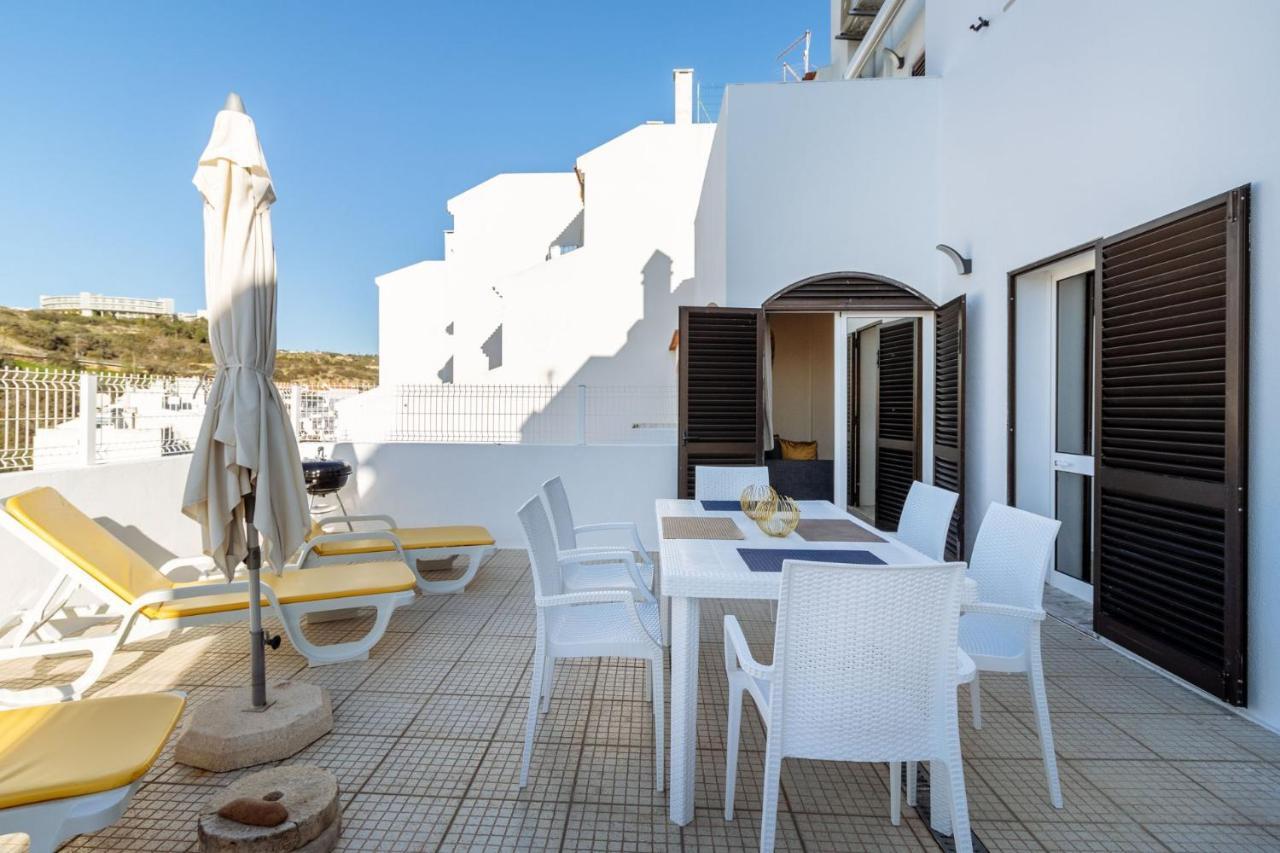 Top Renoviertes Apartment Mit Grosser Terrasse Albufeira Esterno foto